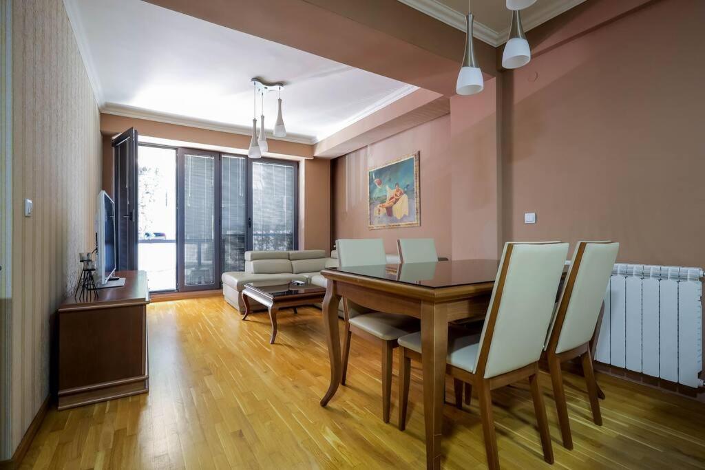 Appartement Ideal For Families Couples Skopje